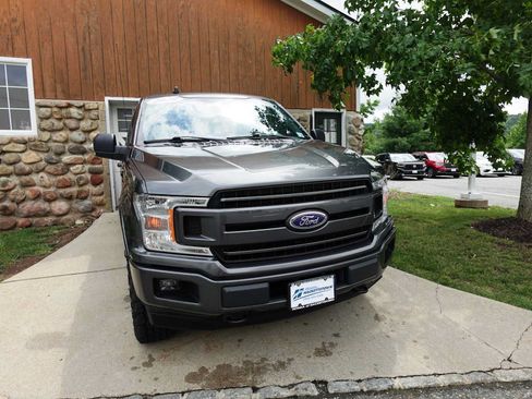 Used 2020 Ford F150 XLT w/ Equipment Group 302A Luxury AWD/4WD image 3