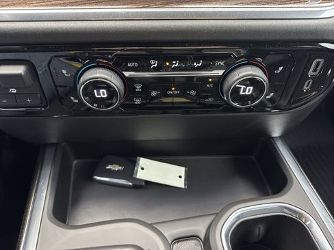 Used 2022 Chevrolet Silverado 1500 RST w/ All Star Edition Plus AWD/4WD image 18