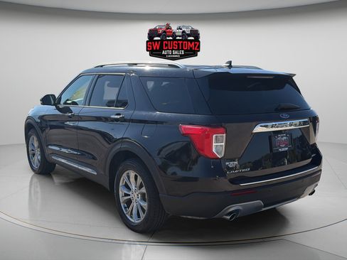 Used 2021 Ford Explorer Limited w/ Equipment Group 301A AWD/4WD image 5