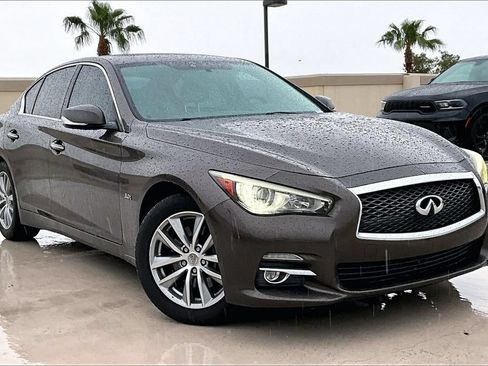 Used 2017 INFINITI Q50 3.0t Premium w/ 3.0T Premium Plus Package RWD image 2