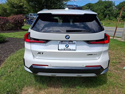 Used 2025 BMW X1 xDrive28i w/ Convenience Package AWD/4WD image 6