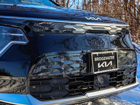 Certified 2024 Kia Niro Wind w/ Wind Preserve Package image 25