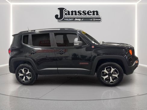 Used 2019 Jeep Renegade Trailhawk image 6