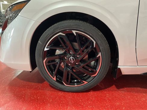 New 2026 Nissan Sentra SR w/ SR Premium Package image 10