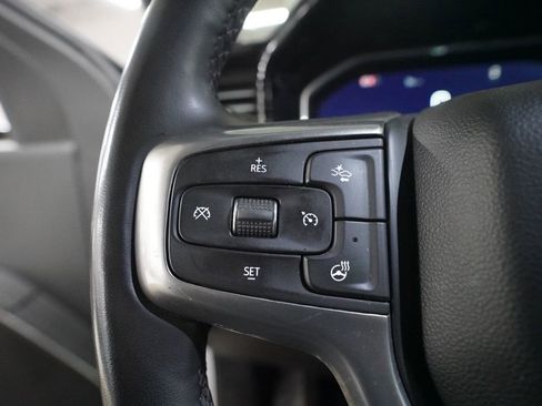 Used 2025 Chevrolet Silverado 2500 LT w/ Convenience Package image 16