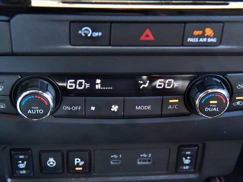 Used 2023 Nissan Frontier PRO-4X w/ Pro-4X Premium Package AWD/4WD image 27
