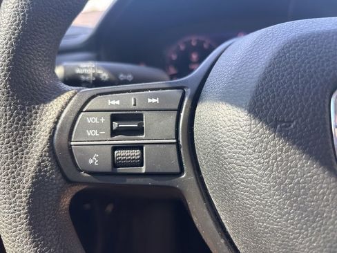 Used 2023 Honda Accord EX image 15