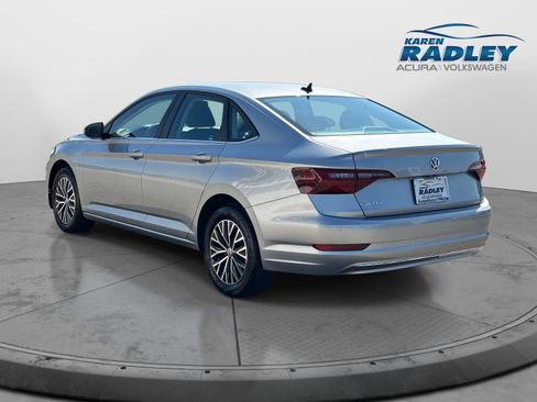 Used 2021 Volkswagen Jetta S w/ Driver Assistance Package FWD image 4