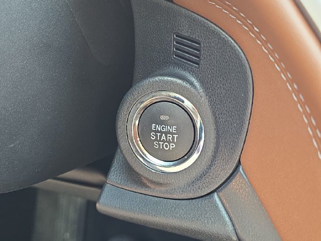 Used 2020 Subaru Outback Touring XT AWD/4WD image 19
