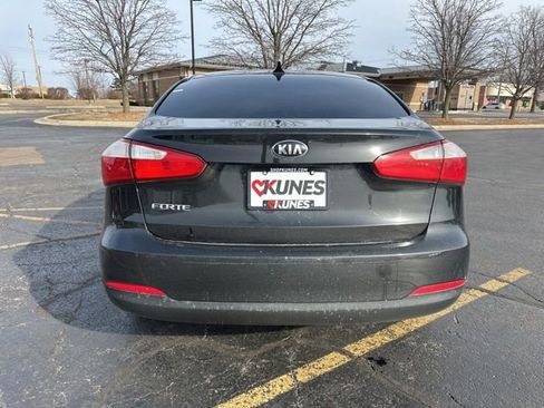 Used 2016 Kia Forte LX image 10
