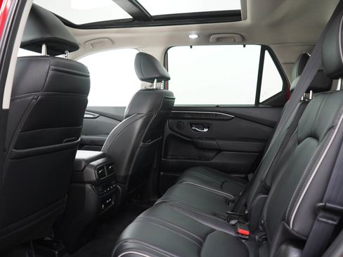 Used 2023 Honda Pilot Touring image 19