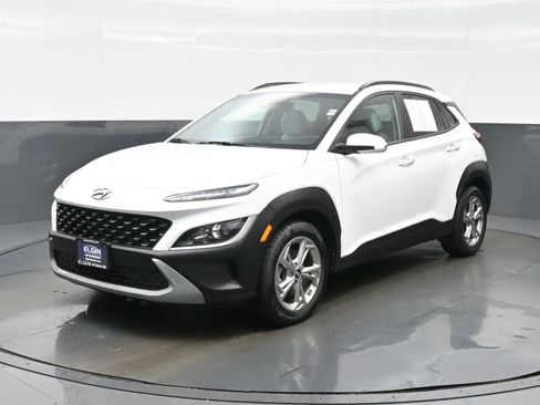Used 2023 Hyundai Kona SEL w/ Cargo Package AWD/4WD image 2