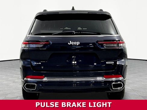 Used 2024 Jeep Grand Cherokee L Overland w/ Rear Seat Video Group I AWD/4WD image 5