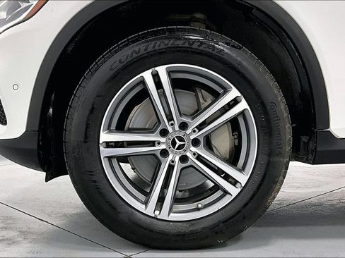 Used 2020 Mercedes-Benz GLC 300 4MATIC image 10