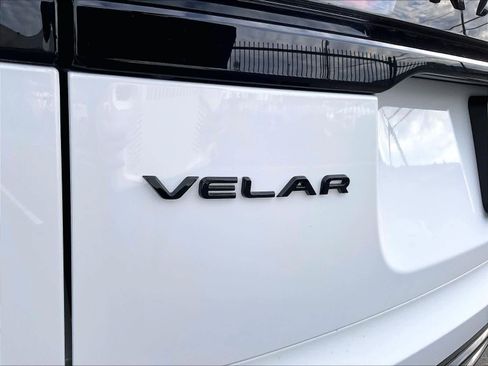 New 2026 Land Rover Range Rover Velar Dynamic SE image 26