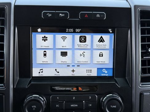 Used 2017 Ford F150 XLT w/ Equipment Group 302A Luxury AWD/4WD image 17