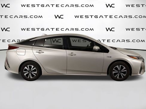 Used 2017 Toyota Prius Prime Premium FWD image 49
