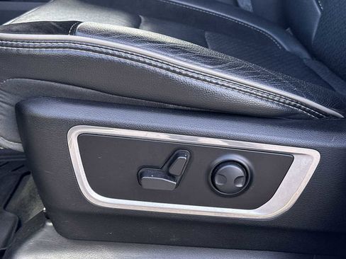 Used 2022 RAM 1500 Laramie image 14