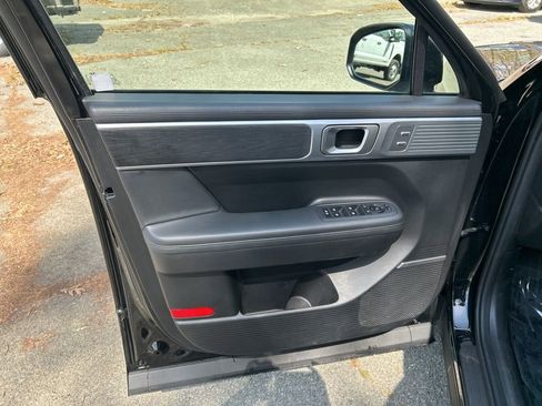 Used 2024 Hyundai Santa Fe Limited image 14