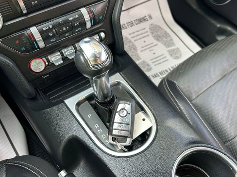 Used 2019 Ford Mustang GT Premium RWD image 25