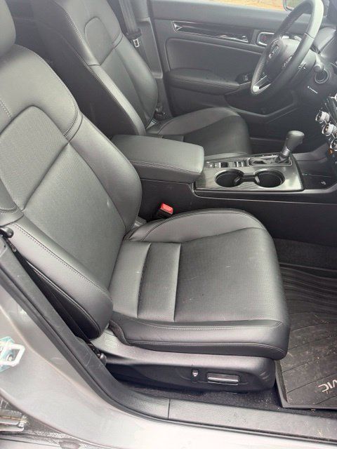 Certified 2025 Honda Civic Sport Touring image 9