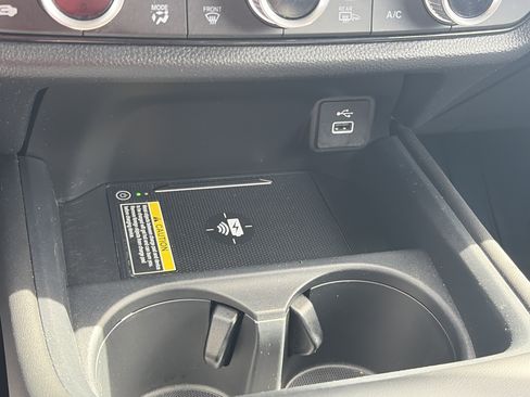Certified 2023 Honda HR-V EX-L image 32