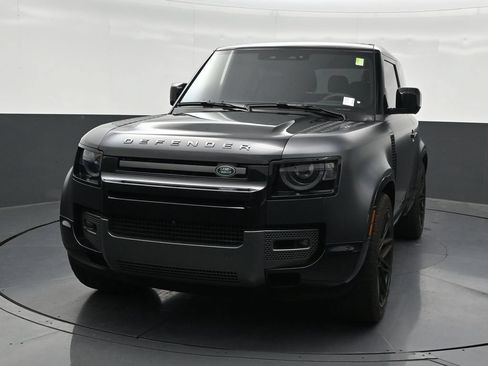 Used 2023 Land Rover Defender 90 V8 AWD/4WD image 8
