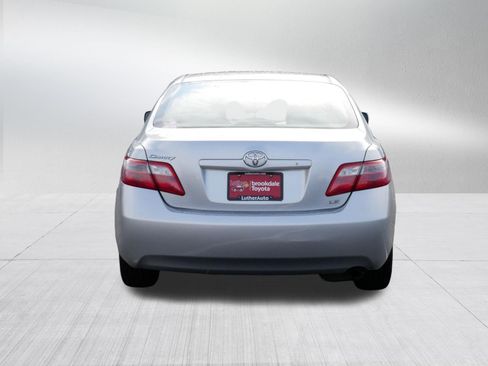 Used 2009 Toyota Camry LE FWD image 6