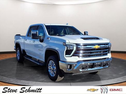 Certified 2024 Chevrolet Silverado 2500 LTZ w/ LTZ Premium Package image 31