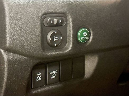 Used 2017 Honda Ridgeline Sport image 12