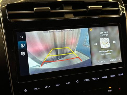 Used 2023 Hyundai Santa Cruz SEL Premium AWD/4WD image 13