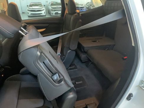 Used 2021 Subaru Ascent Premium w/ Convenience Package image 15