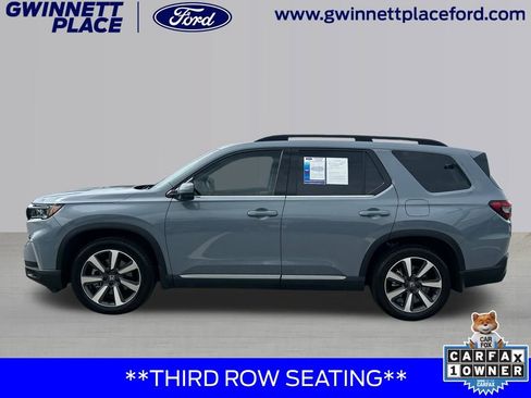 Used 2025 Honda Pilot Touring image 8