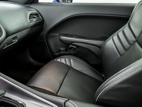 Used 2019 Dodge Challenger SRT Hellcat Redeye RWD image 31