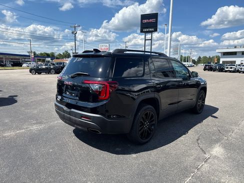 Certified 2023 GMC Acadia SLE w/ Driver Convenience Package AWD/4WD image 5