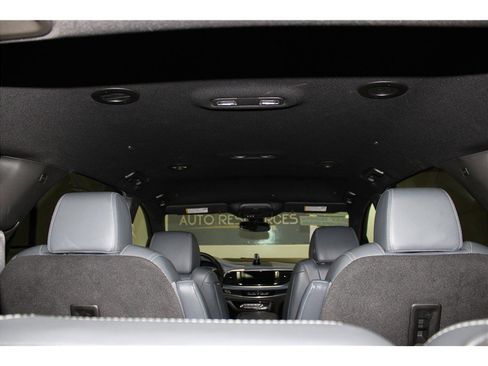 Used 2023 Buick Enclave Essence image 21