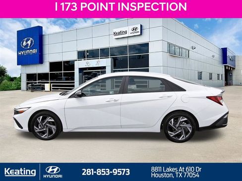 Used 2025 Hyundai Elantra Sport image 8