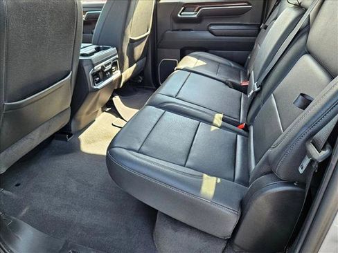Used 2023 GMC Sierra 1500 SLT w/ SLT Premium Package AWD/4WD image 21
