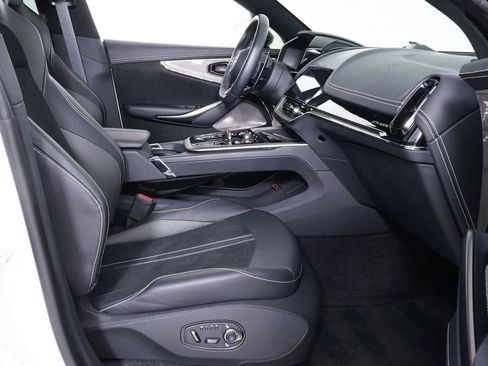 Used 2025 Aston Martin DBX 707 AWD/4WD image 29