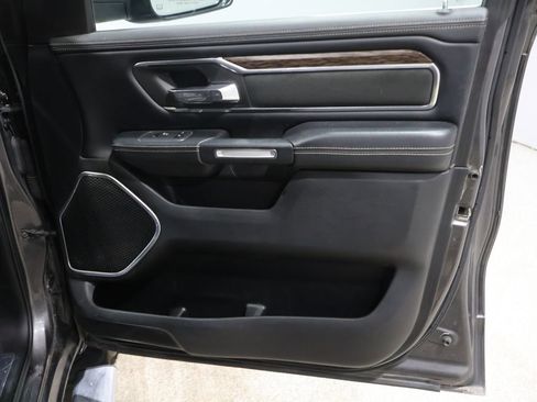 Used 2019 RAM 1500 Laramie image 24