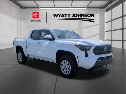 New 2026 Toyota Tacoma SR5 AWD/4WD image 7