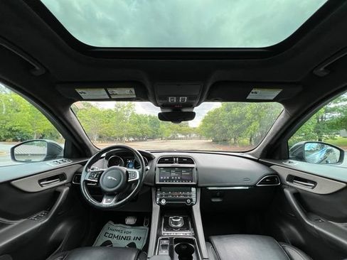 Used 2020 Jaguar F-PACE S AWD/4WD image 25