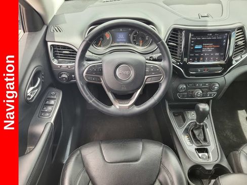 Used 2019 Jeep Cherokee Limited w/ Luxury Group FWD image 11