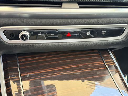 Used 2026 BMW X7 xDrive40i AWD/4WD image 26