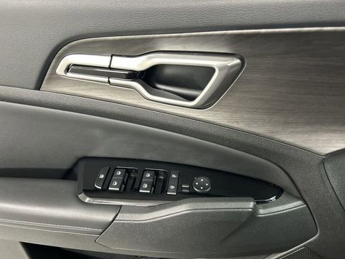 Certified 2023 Kia Sportage X-Line image 11