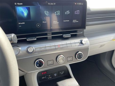 New 2026 Hyundai Kona SE image 17