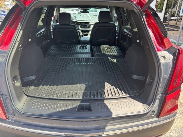 Used 2023 Cadillac XT5 Luxury w/ LPO, Floor Liner Package FWD image 16