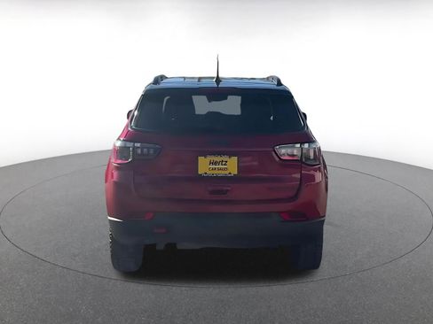 Used 2025 Jeep Compass Trailhawk image 12