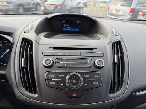 Used 2018 Ford Escape SE w/ SE Sport Appearance Package image 19