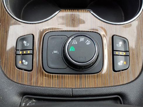 Used 2023 GMC Acadia SLE w/ Driver Convenience Package image 21